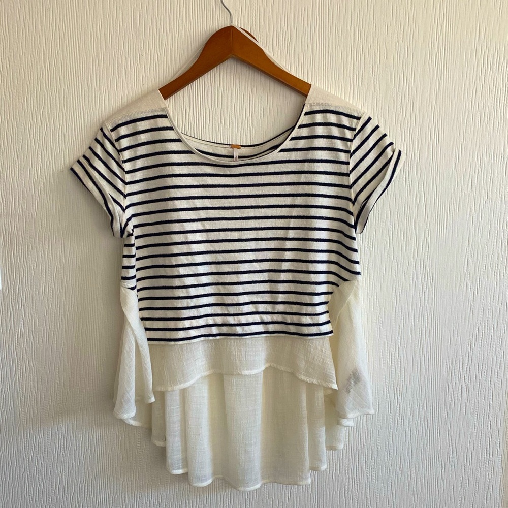 Free People short sleeve flowy top 😍